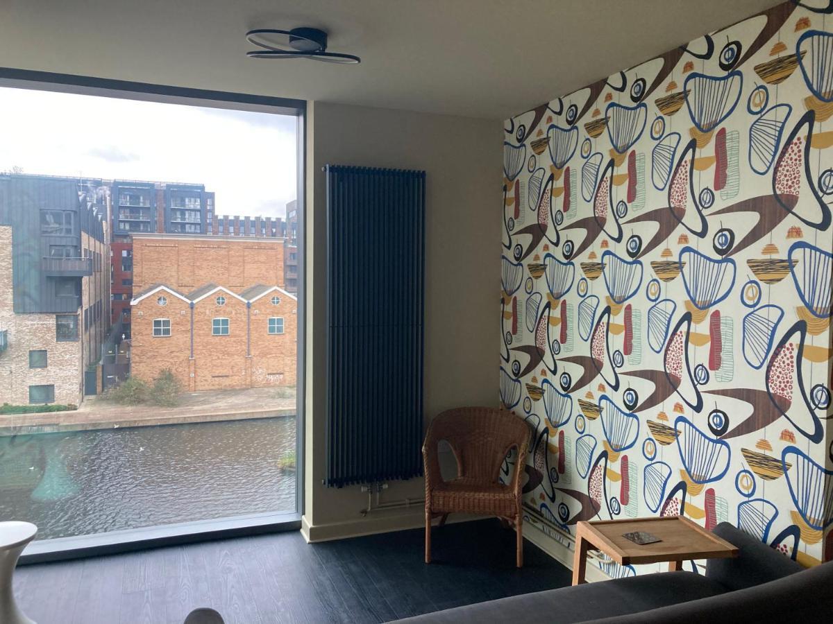 Canal View 1 Bed Apartment In Zone 1 Londra Esterno foto