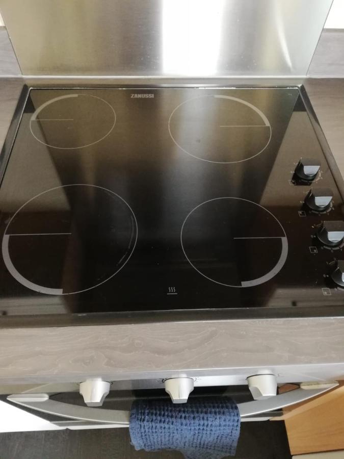 Canal View 1 Bed Apartment In Zone 1 Londra Esterno foto